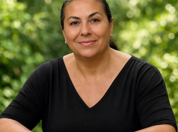 Další přednášející je prof. Ilona Klejbor (Jan Kochanowski University, Polsko)